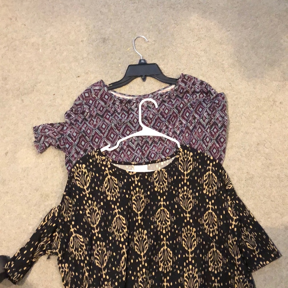 Lularoe tops